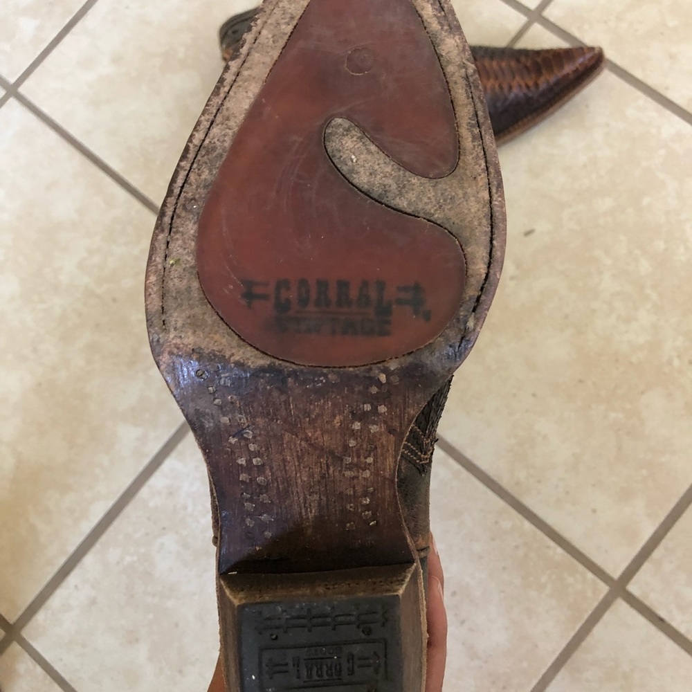 Boots - Picture 4 of 7